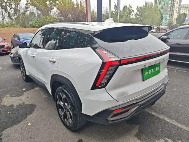 Geely Boyue L — Фото автомобиля 4