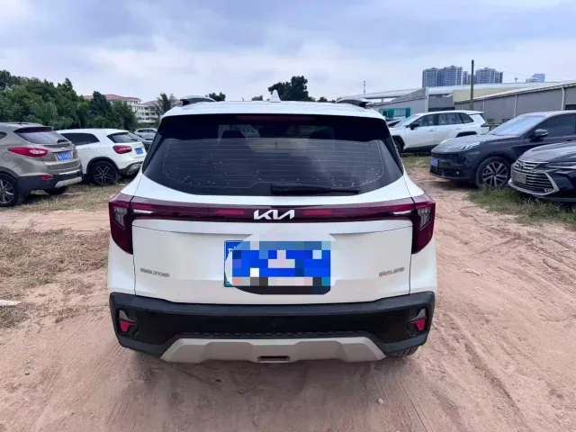 Kia Seltos — Фото автомобиля 10