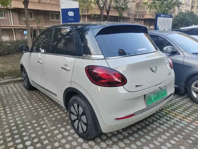 Wuling Bingo — Фото автомобиля 2