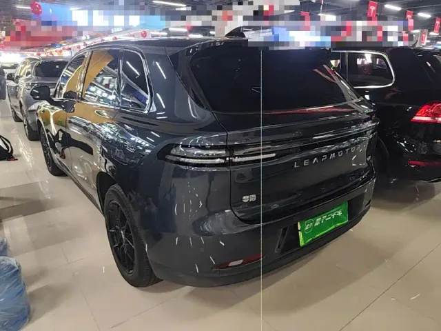 Leapmotor C10 — Фото автомобиля 22