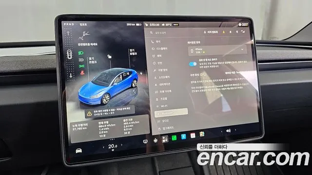 Tesla Model 3 — Фото автомобиля 29