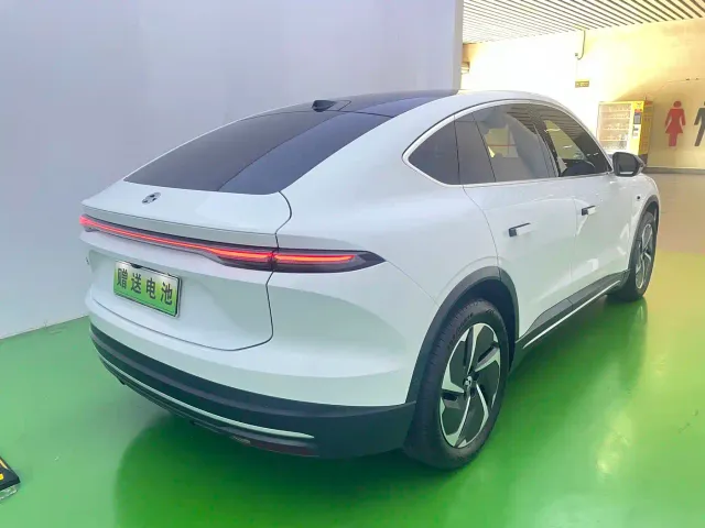 Nio EC6 — Фото автомобиля 22