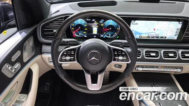 Mercedes-Benz GLS-Class — Фото автомобиля 13