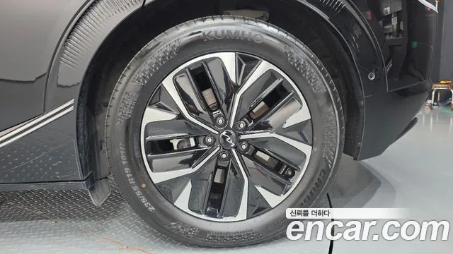 Kia EV6 — Фото автомобиля 6
