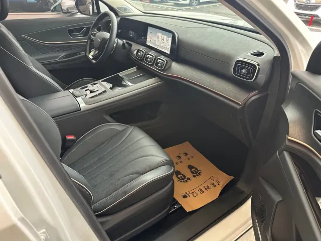 Chery Tiggo 9 — Фото автомобиля 8