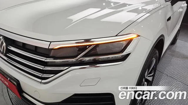 Volkswagen Touareg Touareg 3 поколение 3.0 TDI Premium — Фото автомобиля 22