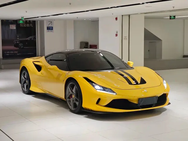 Ferrari F8 — Фото автомобиля 3