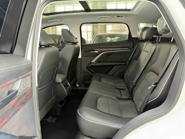 Haval H6 — Фото автомобиля 15