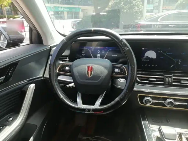 Hongqi HS5 — Фото автомобиля 14