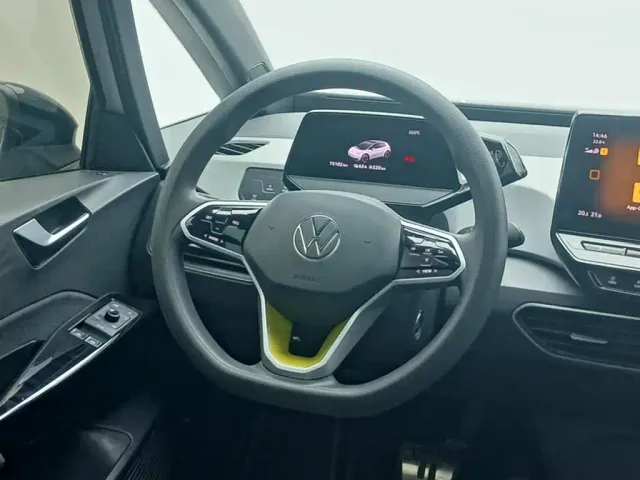 Volkswagen ID.3 — Фото автомобиля 10