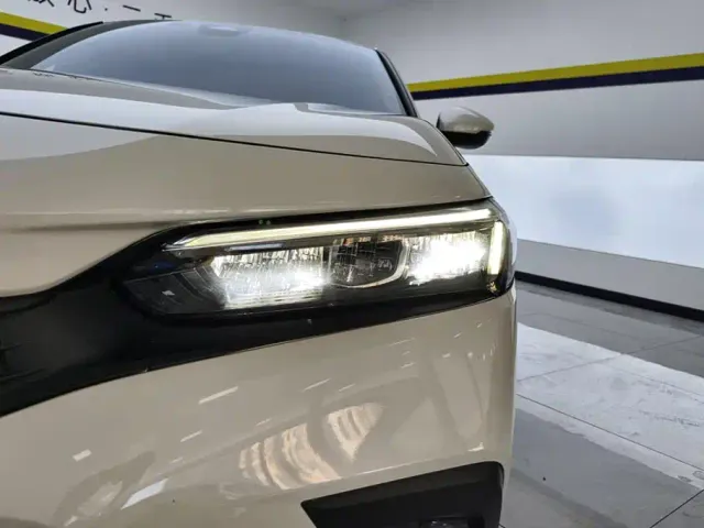 Honda Civic — Фото автомобиля 5
