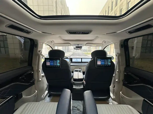 Maxus G90 — Фото автомобиля 18