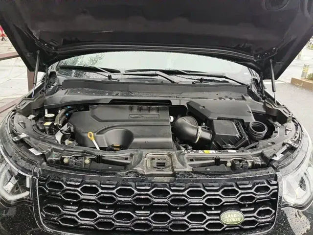 Land Rover Discovery Sport — Фото автомобиля 3