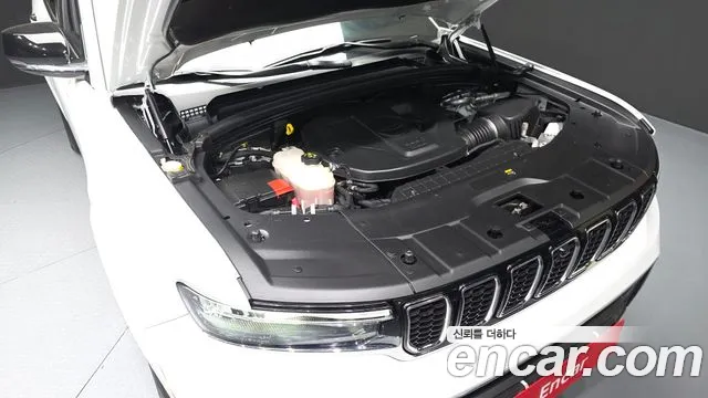 Jeep Cherokee Grand Cherokee(WL) L 3.6 Overland — Фото автомобиля 6