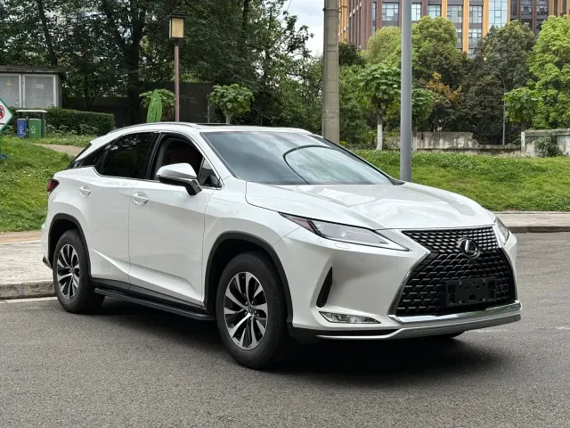 Lexus RX — Фото автомобиля 3