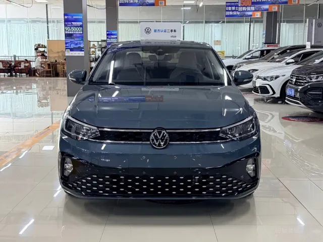 Volkswagen Lavida — Фото автомобиля 2