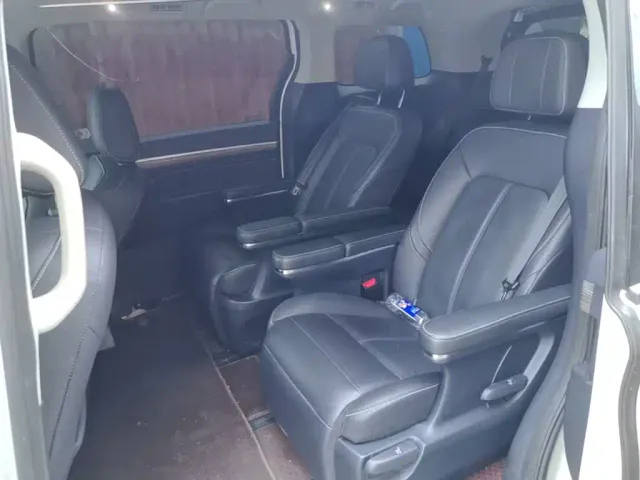 GAC Trumpchi M8 — Фото автомобиля 16