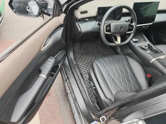 Changan Eado — Фото автомобиля 15