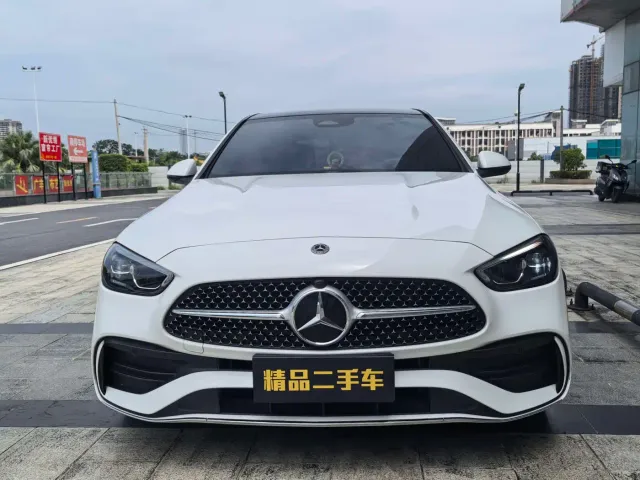 Mercedes-Benz C-Class — Фото автомобиля 2