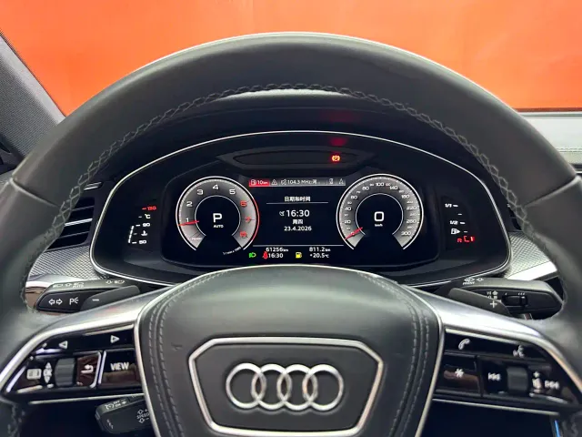 Audi A6L — Фото автомобиля 9