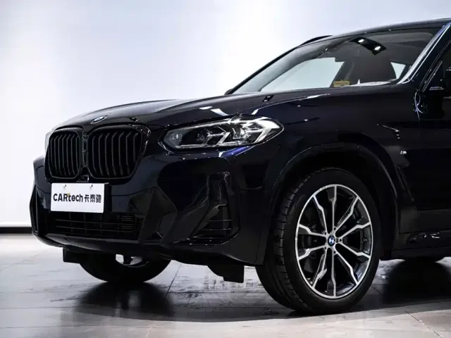 BMW X3 — Фото автомобиля 3
