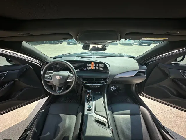 Cadillac CT5 — Фото автомобиля 16