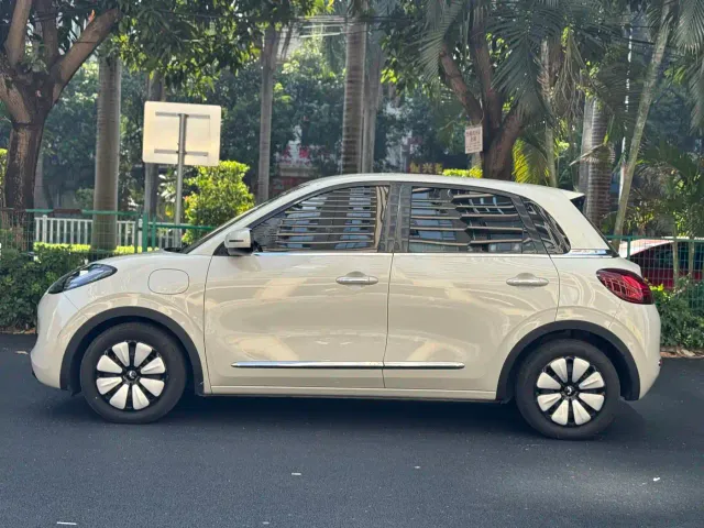 Wuling Bingo — Фото автомобиля 9