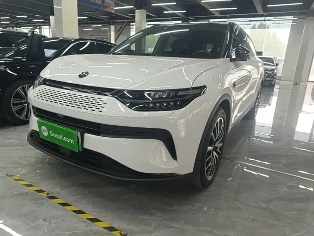 Фотография автомобиля — Leapmotor C11
