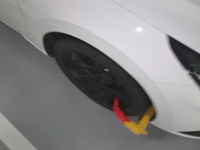 Hyundai Elantra — Фото автомобиля 6