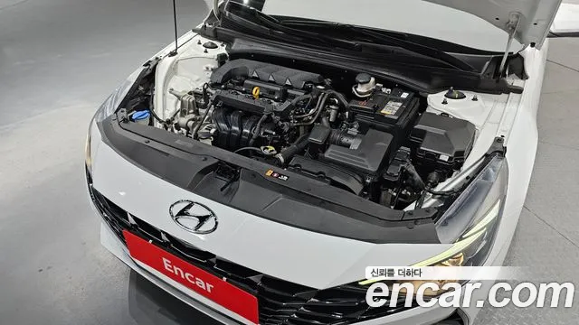 Hyundai Avante CN7 — Фото автомобиля 6