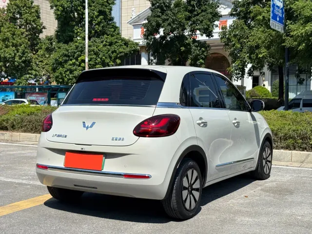 Wuling Bingo — Фото автомобиля 6