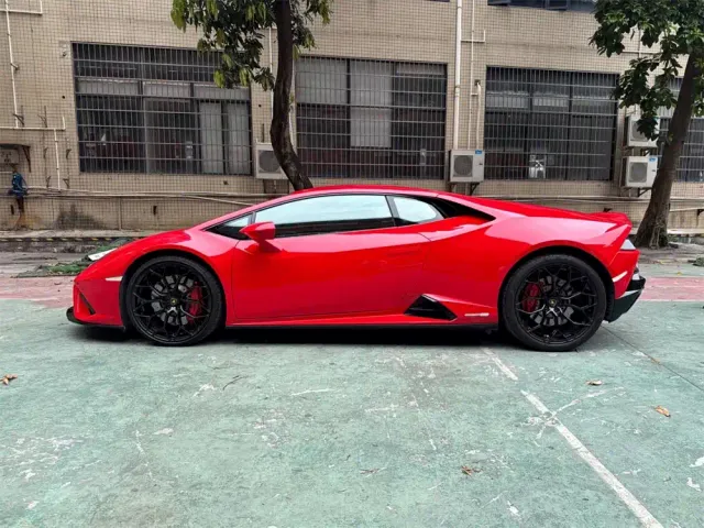 Lamborghini Huracán 2020 Huracán EVO RWD — Фото автомобиля 10