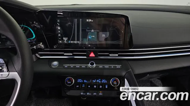 Hyundai AVANTE Smart — Фото автомобиля 16