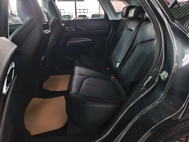 Changan Z6 — Фото автомобиля 16