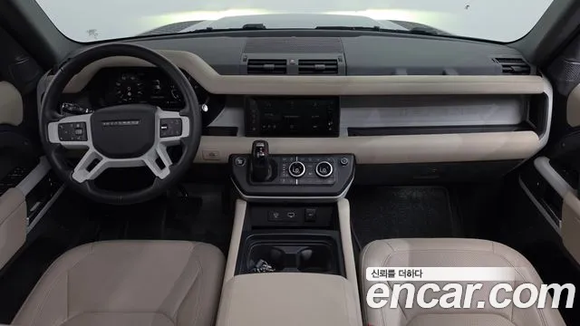 Land Rover Defender — Фото автомобиля 10