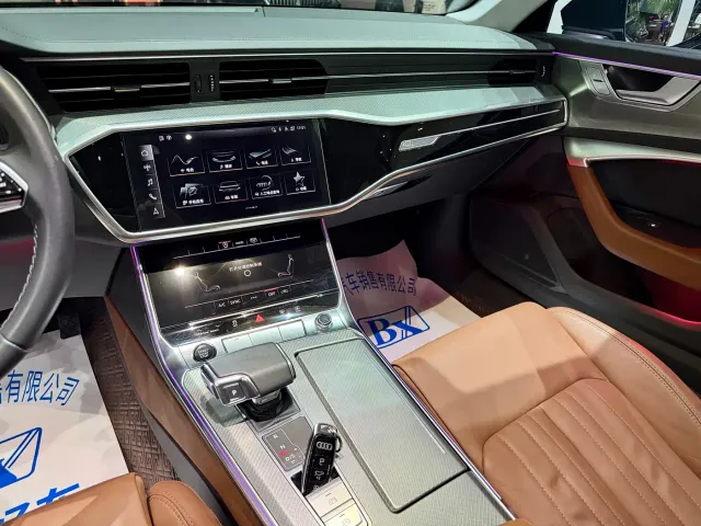 Audi A6L — Фото автомобиля 15