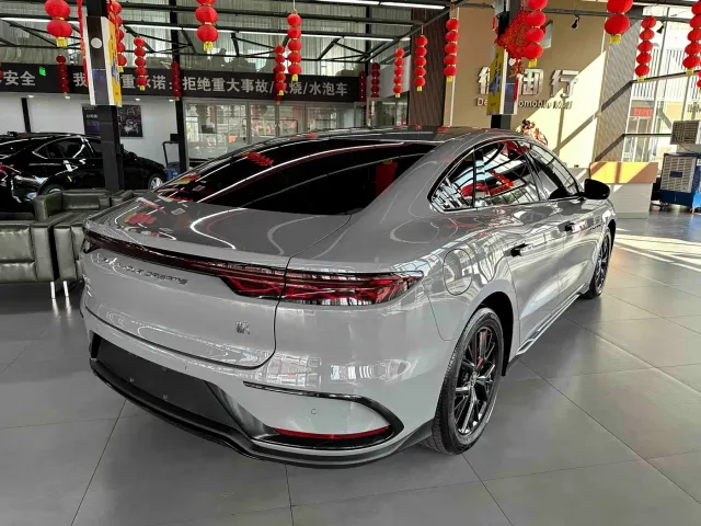 BYD Han — Фото автомобиля 8