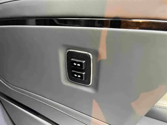 Toyota Sienna — Фото автомобиля 26