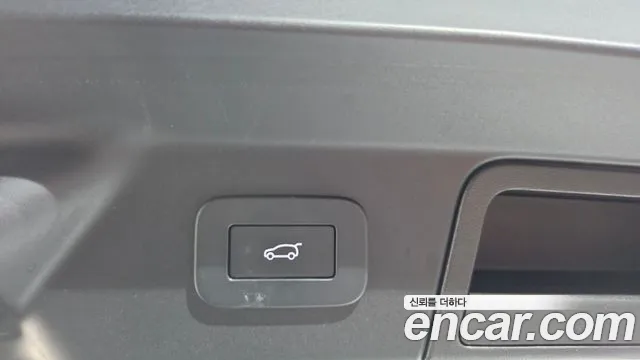 Land Rover Range Rover Velar Range Rover Velar 3.0 P400 Dynamic HSE — Фото автомобиля 19