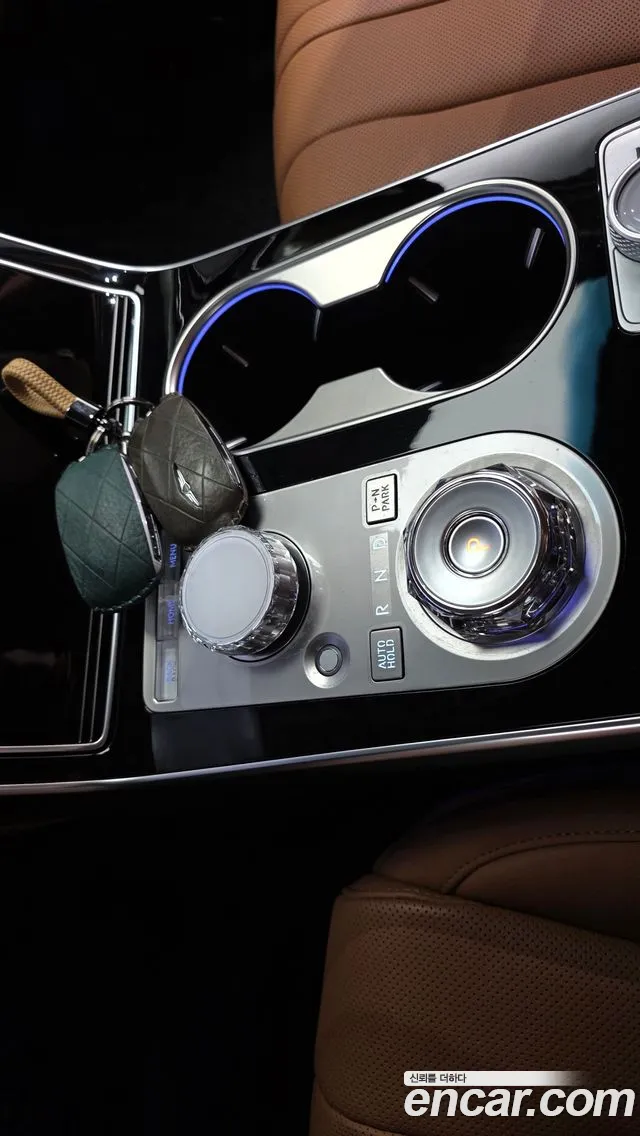 Genesis GV80 — Фото автомобиля 9
