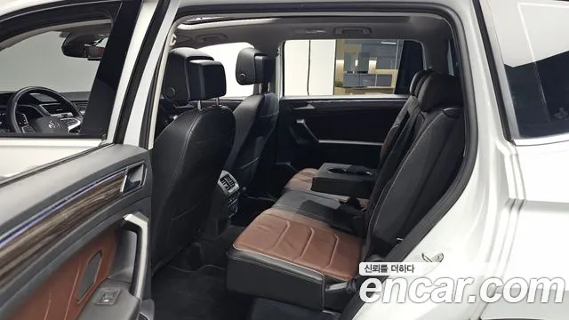 Volkswagen Tiguan — Фото автомобиля 18
