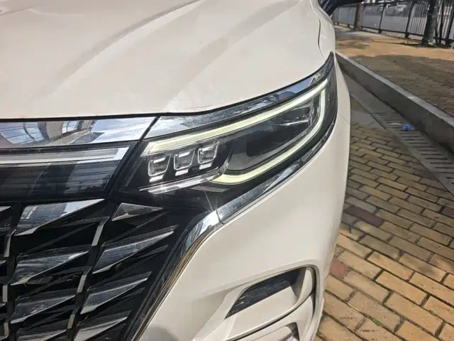 Roewe iMAX8 — Фото автомобиля 23