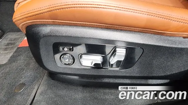 BMW X7 — Фото автомобиля 27