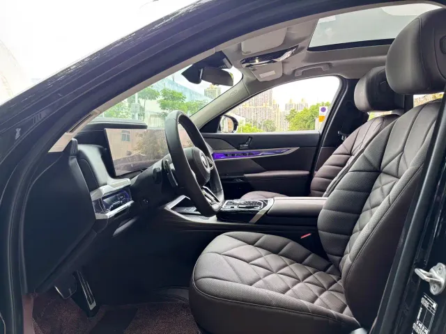 BMW 7 Series — Фото автомобиля 4