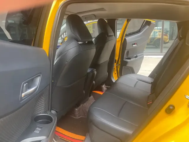 Toyota C-HR — Фото автомобиля 9