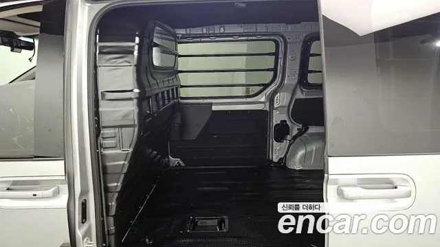 Hyundai Staria Staria Карго 3 места — Фото автомобиля 10