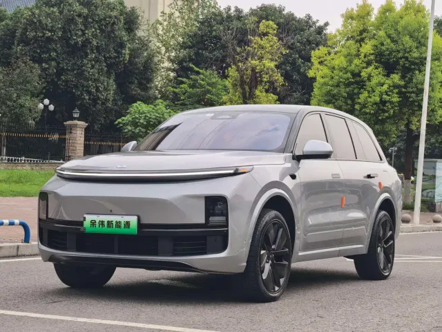 Фотография автомобиля — Li Auto L8
