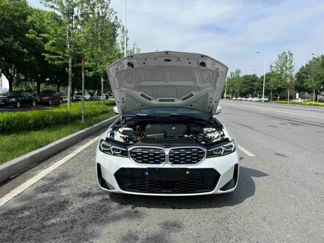 BMW 3 Series — Фото автомобиля 17