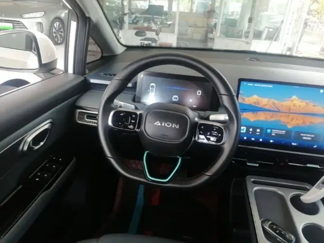 GAC Aion Y — Фото автомобиля 10