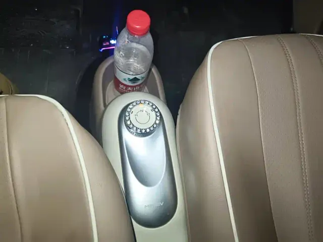 Wuling Hongguang Mini EV — Фото автомобиля 16